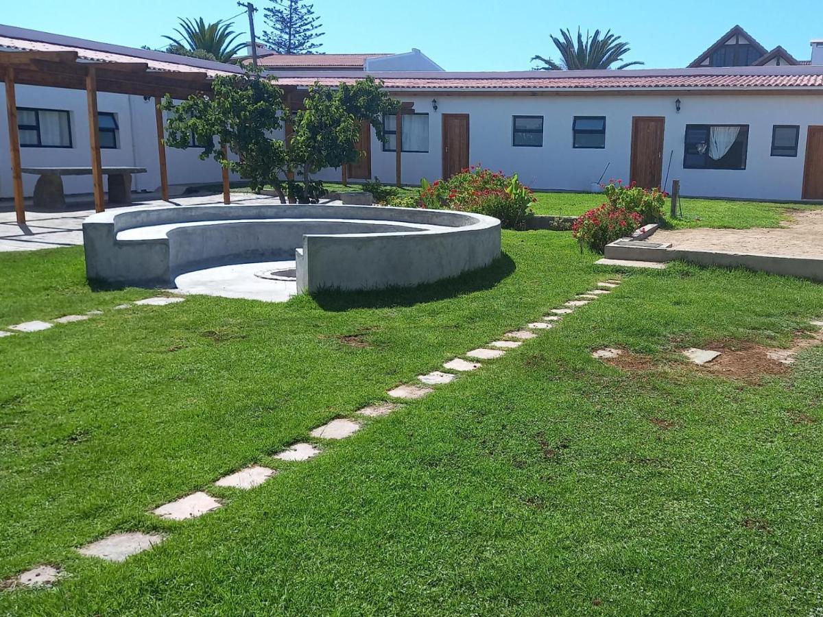 Beach Garden Guesthouse With Self Catering سواكوبموند المظهر الخارجي الصورة